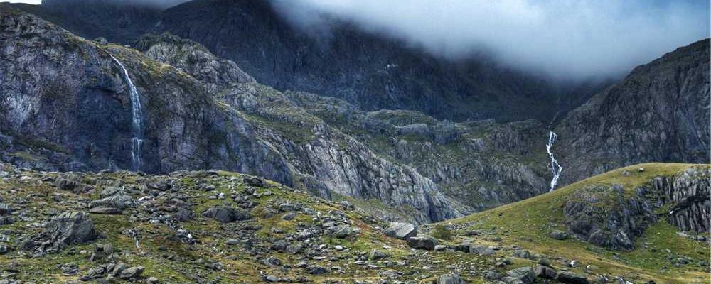 Abstrakte Darstellung zur Energieeffizienz im Immobilienmanagement von RentPilot.