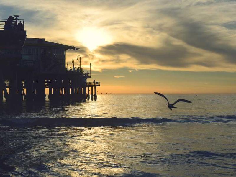 Entspannte Meeresszene zur Immobilienfinanzierung von RentPilot