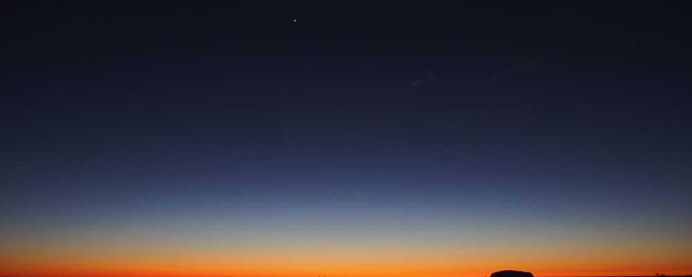 Beruhigende Landschaft mit Sonnenuntergang für RentPilot Blog über Smart Home